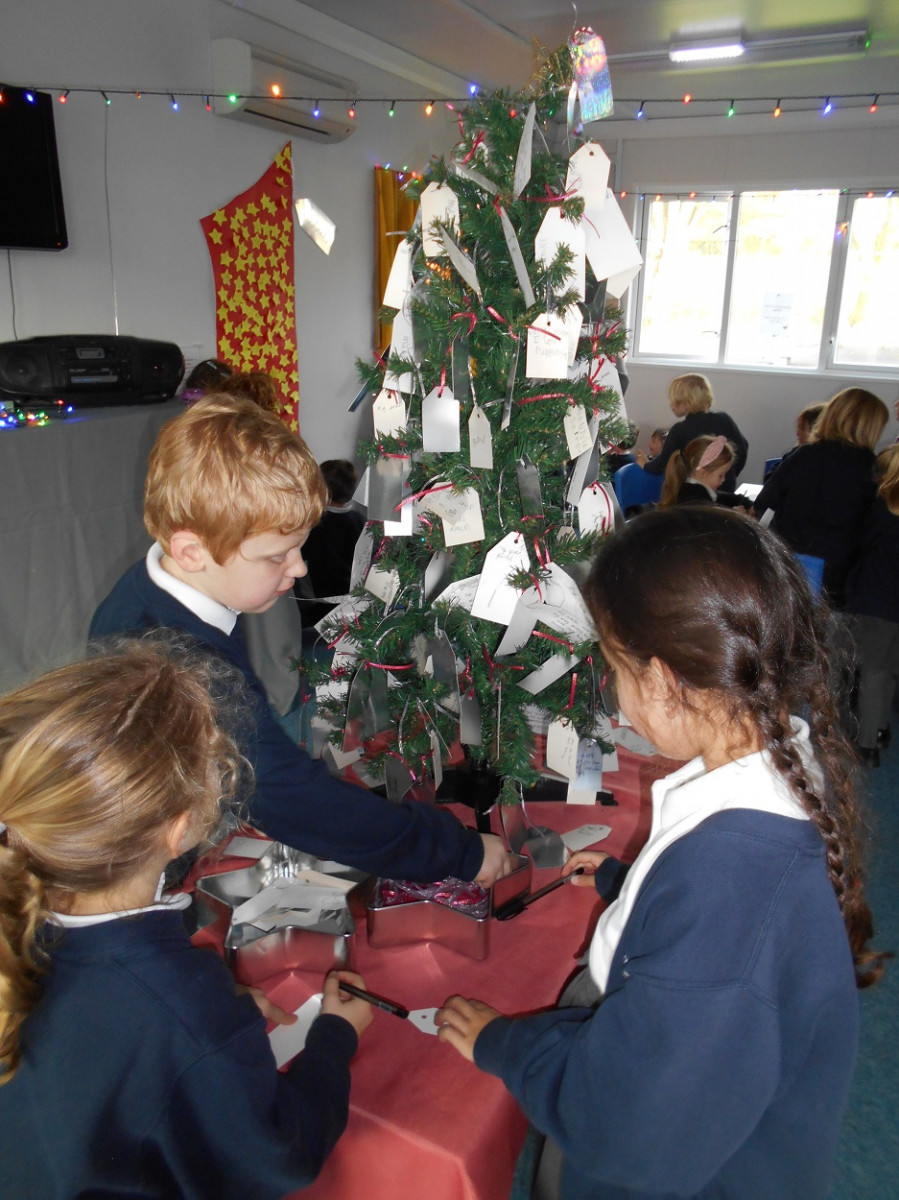 Prayer Christmas tree